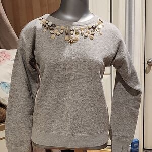 Ann Taylor Gray Crewneck Sweatshirt with Embellishments Size XXS petite thj2